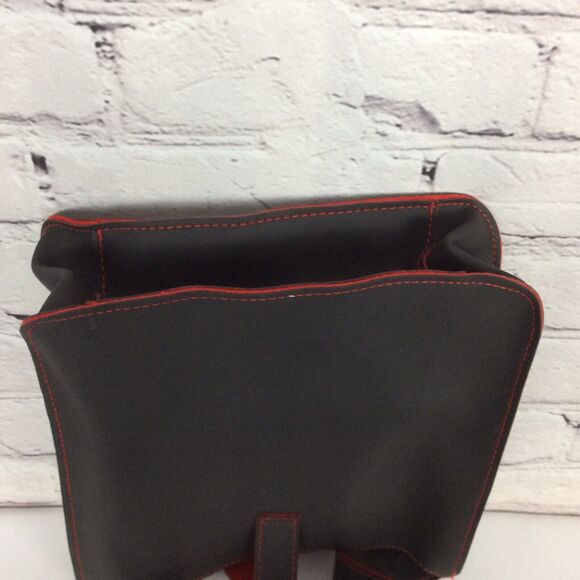 NC State Wolfpack Alan Stuart NCAA Small Handbag/Purse Faux Leather Tailgating - Picture 8 of 9